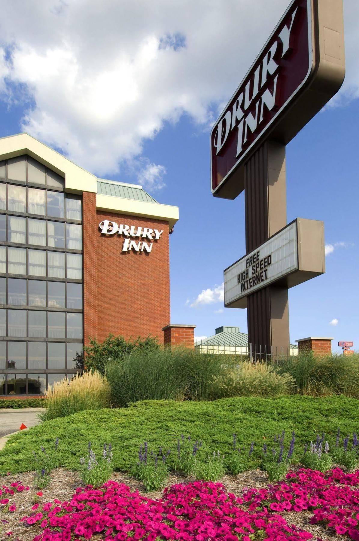 Drury Inn & Suites Terre Haute Ngoại thất bức ảnh